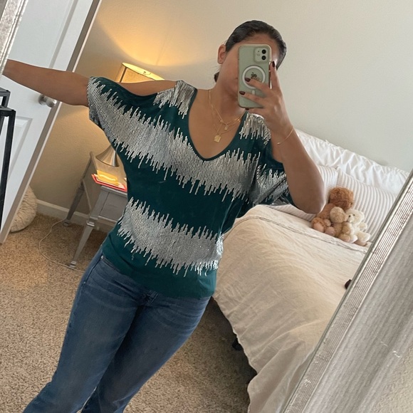 BEBE women’s real and silver cutout top - Picture 2 of 7